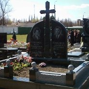 Вертикальный памятник_1