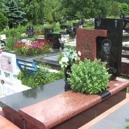 Горизонтальный памятник_3