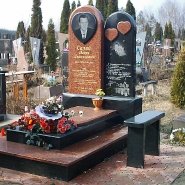 Вертикальный памятник_3