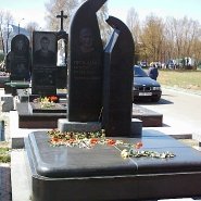 Вертикальный памятник_3